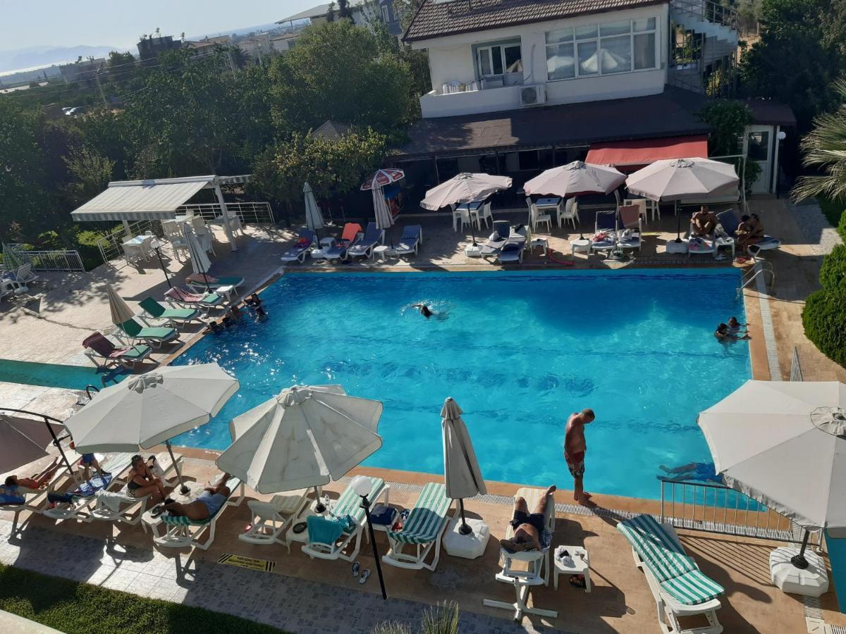 Melodi Club Apart Davutlar Luaran gambar