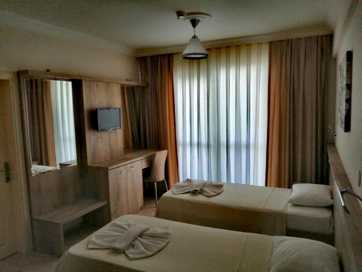 Melodi Club Apart Davutlar Luaran gambar