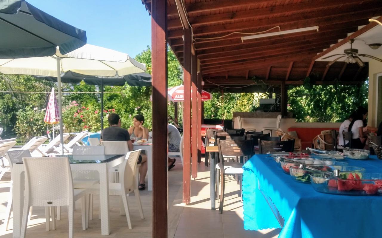 Melodi Club Apart Davutlar Luaran gambar